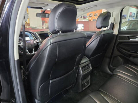 2016 Ford Edge Titanium