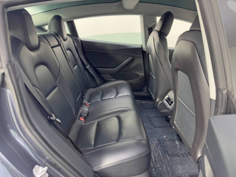 2020 Tesla Model 3 Standard Range Plus