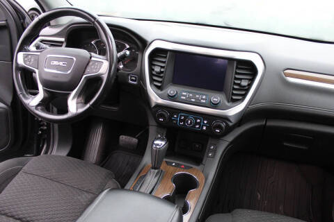 2018 GMC Acadia SLE-2