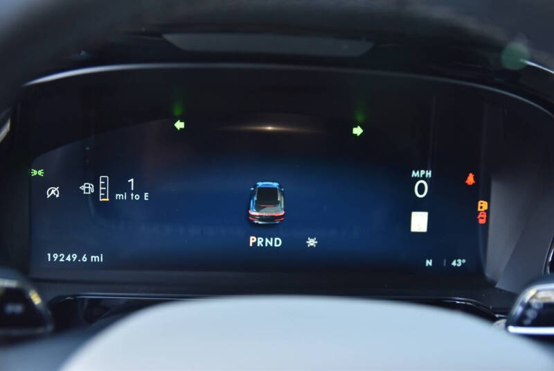 2025 Lincoln Corsair Premiere