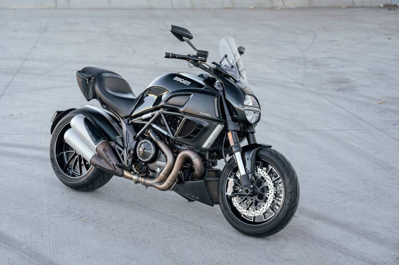 2011 Ducati Diavel