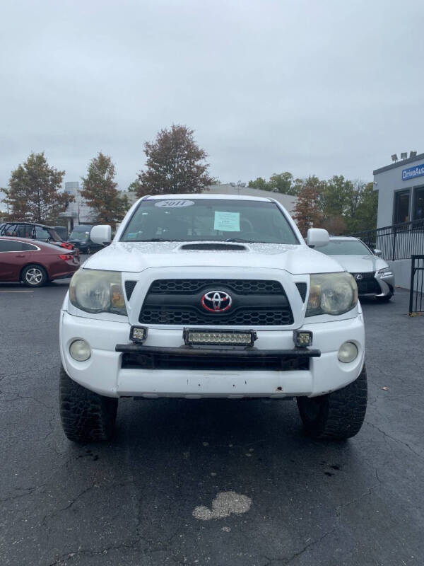 2011 Toyota Tacoma Base photo 2