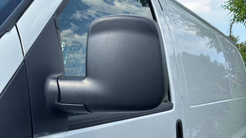 2025 Chevrolet Express 2500