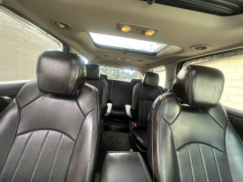 2013 GMC Acadia Denali