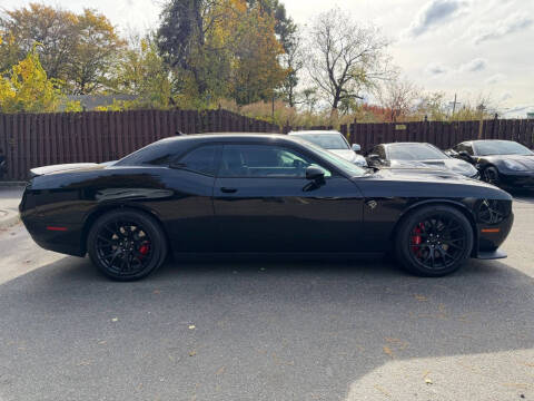 2015 Dodge Challenger SRT Hellcat