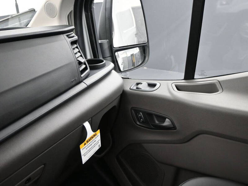 2025 Ford Transit