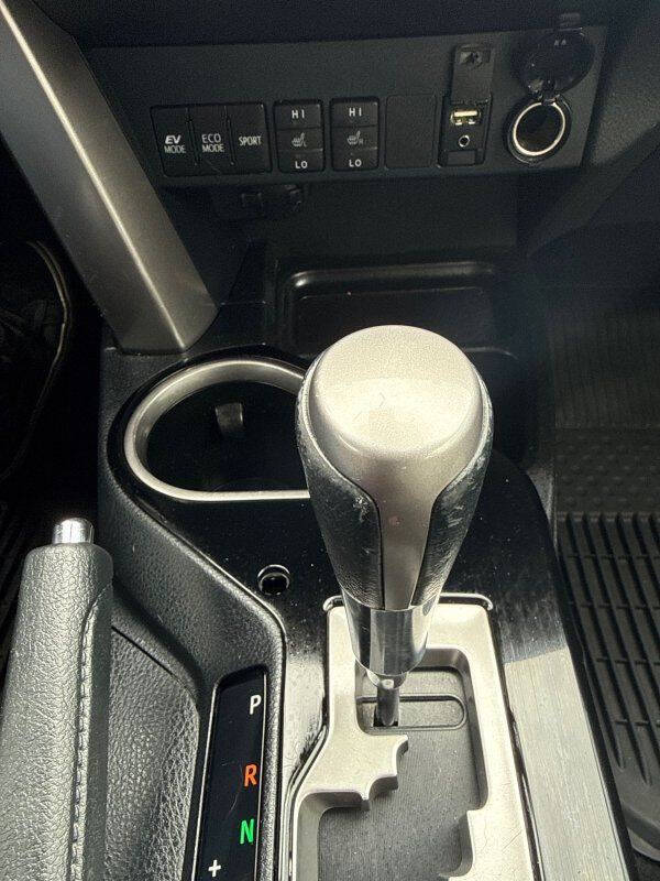 2017 Toyota RAV4 Hybrid Limited