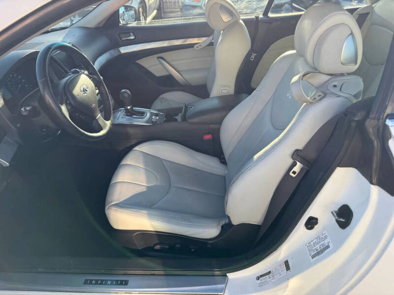 2011 Infiniti G37 Convertible