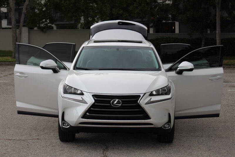 2017 Lexus NX 200t