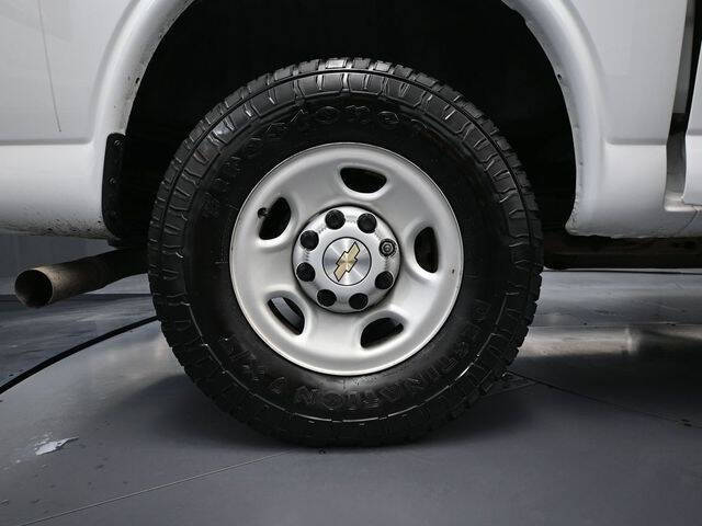 2022 Chevrolet Express 2500