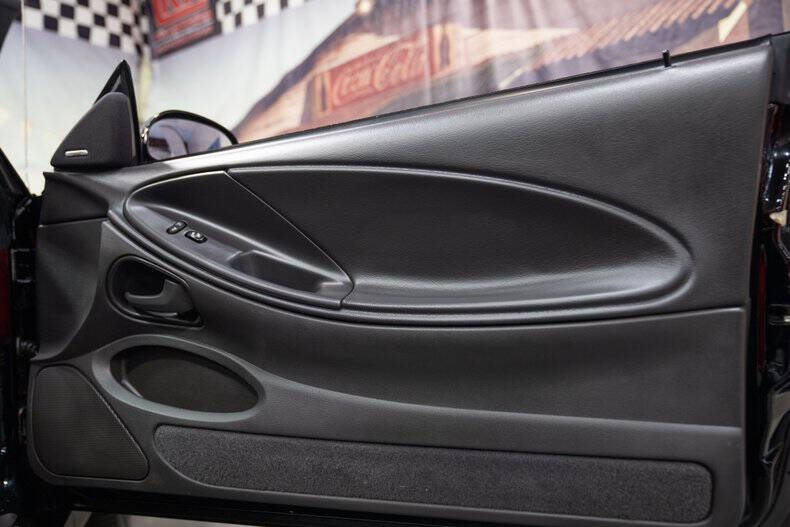 2003 Ford Mustang SVT Cobra