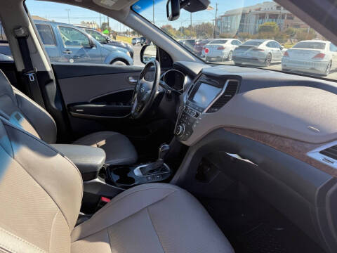 2017 Hyundai Santa Fe Limited Ultimate