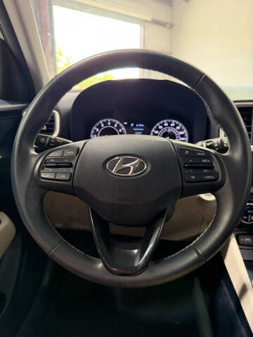 2022 Hyundai Venue Limited