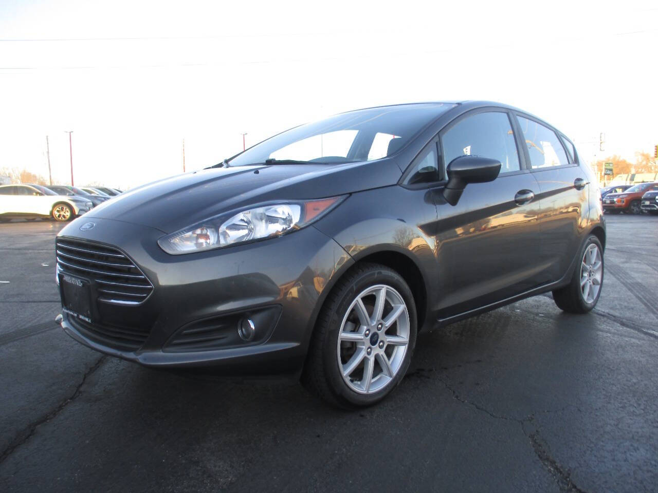 2019 Ford Fiesta SE's photo