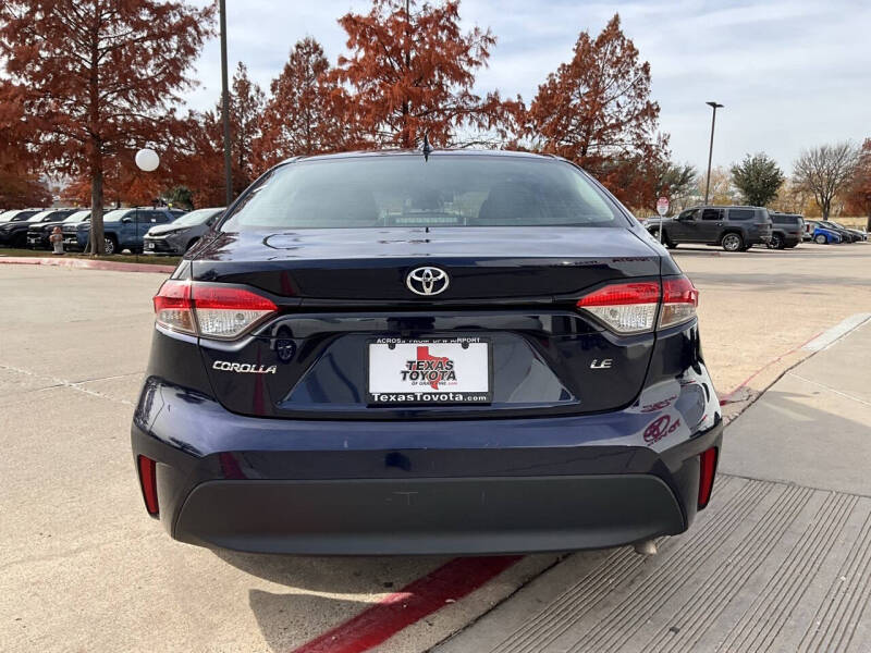2024 Toyota Corolla LE