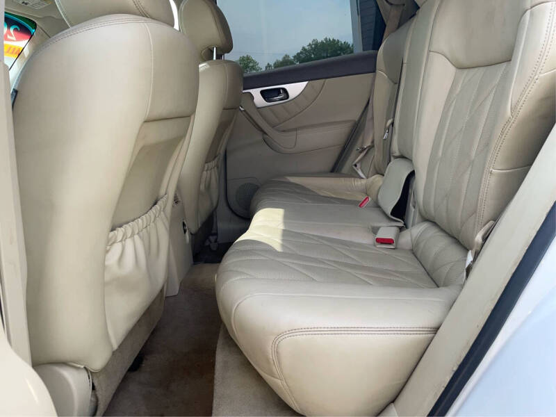 2011 Infiniti FX35