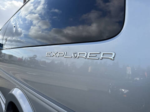 2017 GMC Savana 2500