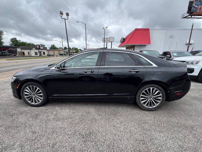 2018 Lincoln MKZ Select