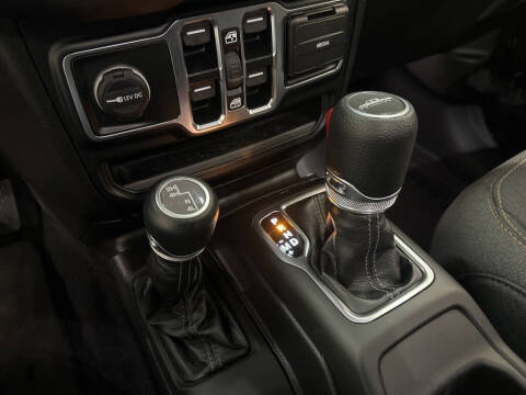 2024 Jeep Gladiator NightHawk