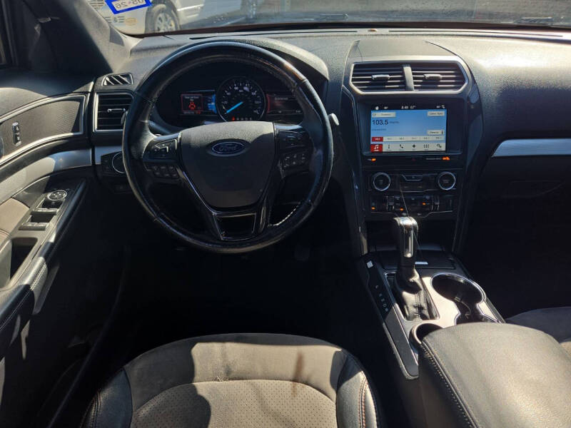 2017 Ford Explorer XLT