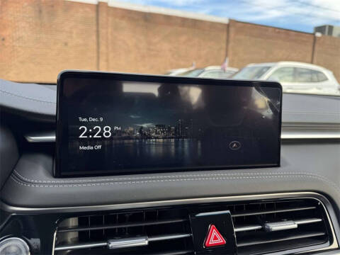 2026 Genesis G70 2.5T Prestige