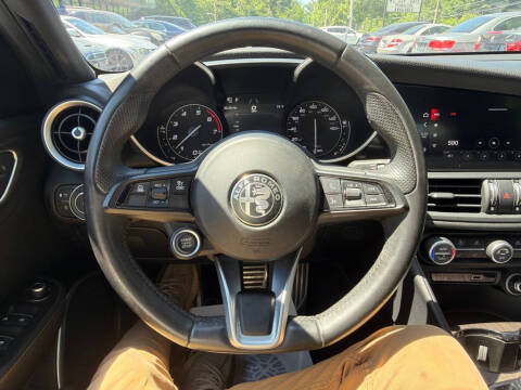 2022 Alfa Romeo Giulia