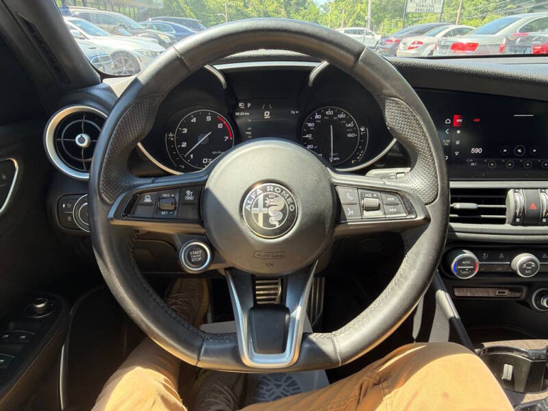 2022 Alfa Romeo Giulia