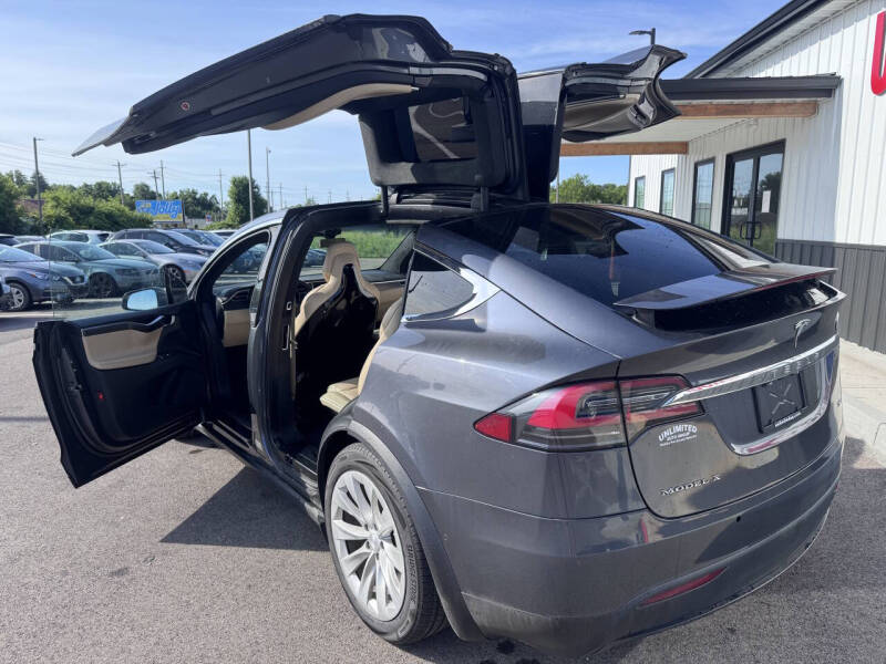 2016 Tesla Model X 90D