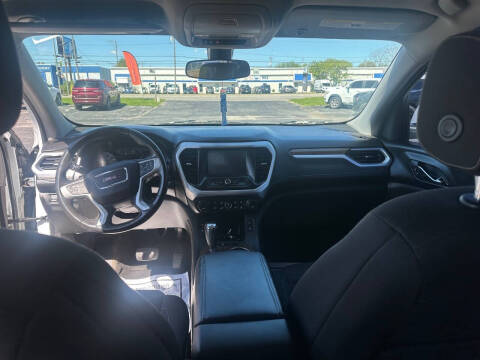 2018 GMC Acadia SLE-2