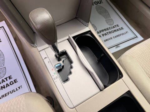 2010 Toyota Camry LE