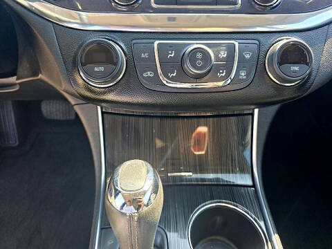 2017 Chevrolet Impala LT