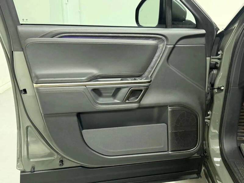 2022 Rivian R1S Launch Edition