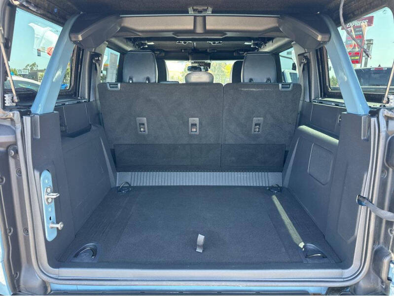 2021 Ford Bronco First Edition Advanced