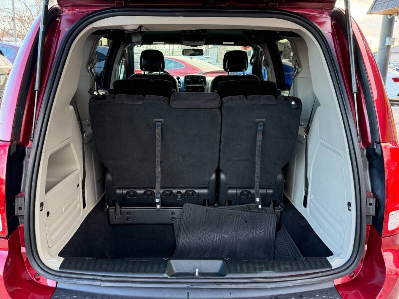 2014 Dodge Grand Caravan SE 30th Anniversary