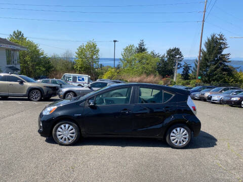 2014 Toyota Prius c Two