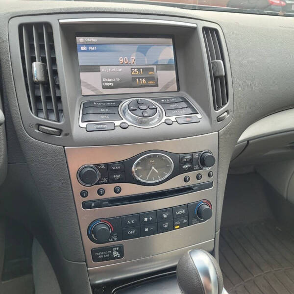 2012 Infiniti G37 Sedan x