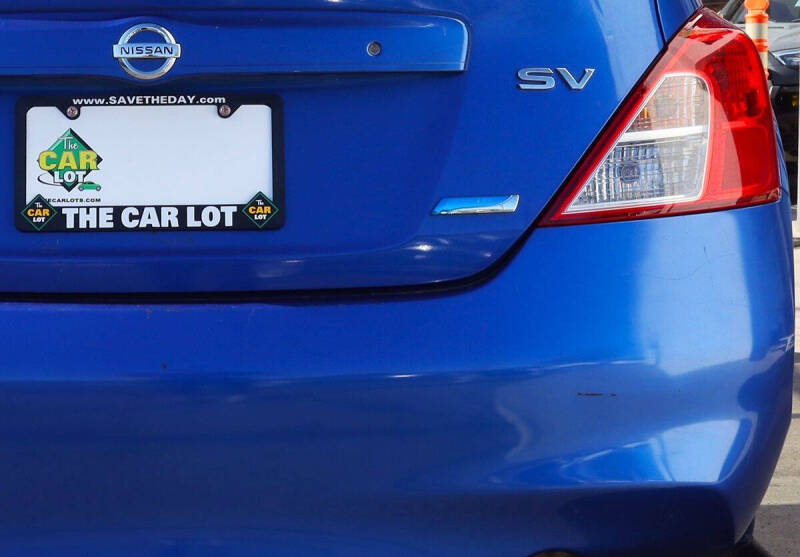 2012 Nissan Versa 1.6 SV