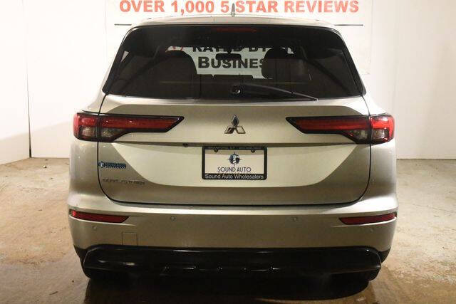 2022 Mitsubishi Outlander SE Launch Edition