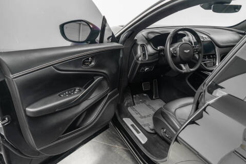 2021 Aston Martin DBX