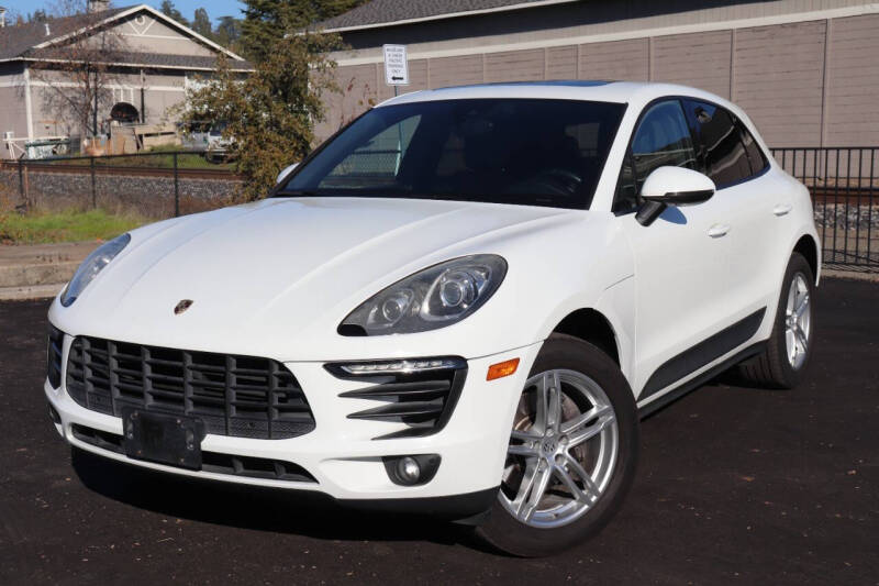 2017 Porsche Macan