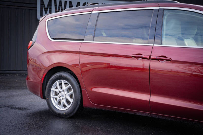 2021 Chrysler Voyager LXi
