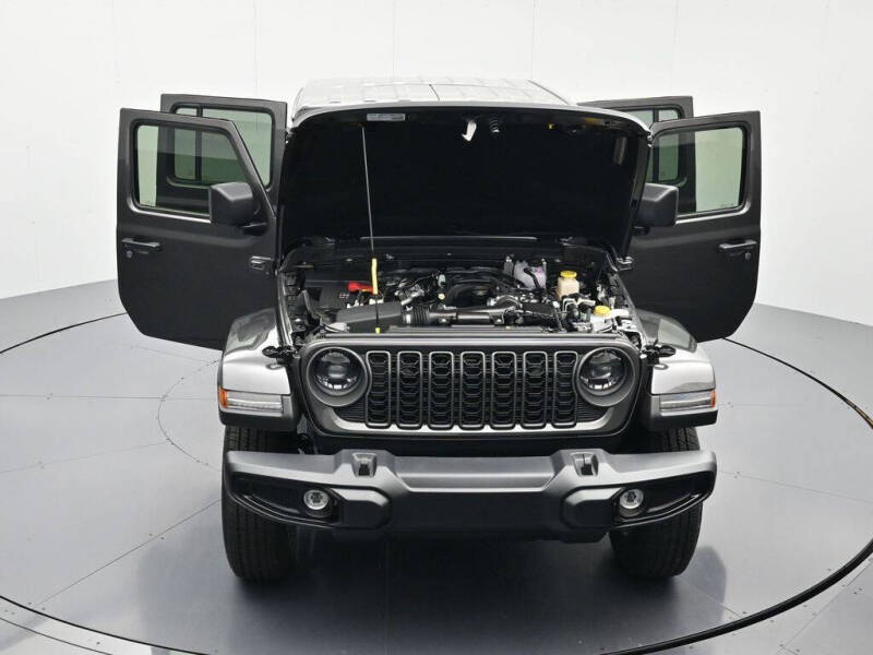 2026 Jeep Gladiator Sport S