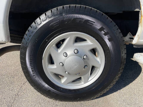 2013 Ford E-Series E-250