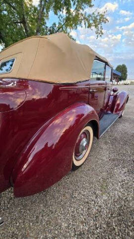 1936 Packard Sedan