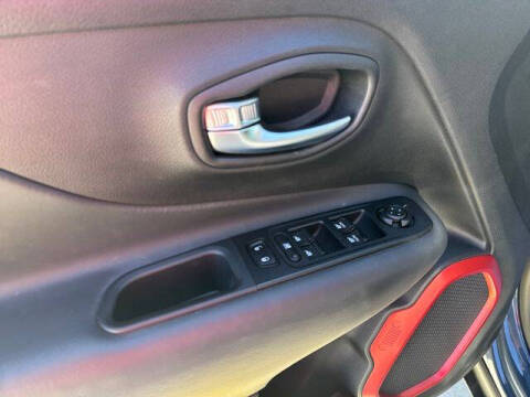 2022 Jeep Renegade Trailhawk