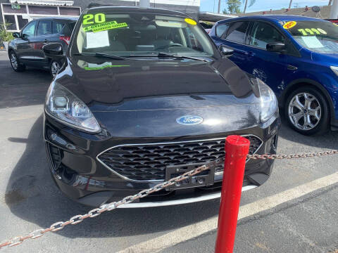 2020 Ford Escape SE