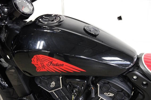 2021 Indian SCOUT SIXT