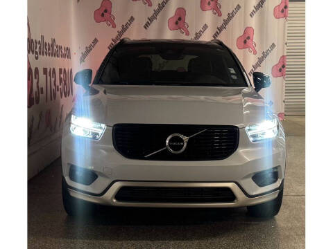 2021 Volvo XC40 T5 R-Design