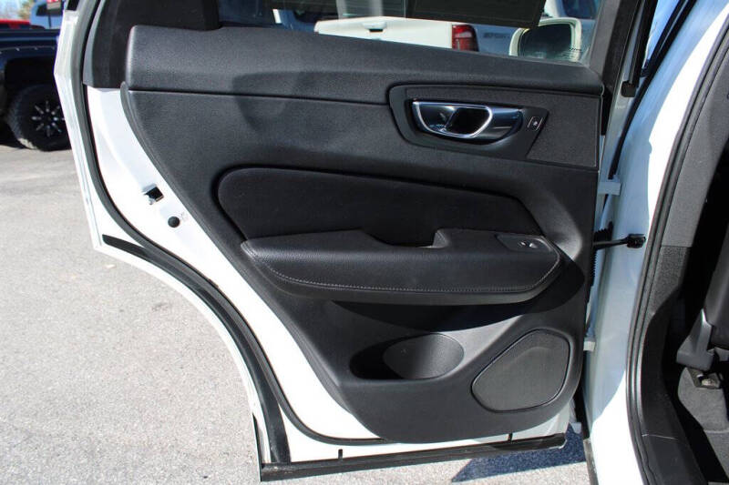 2019 Volvo XC60 T6 Momentum