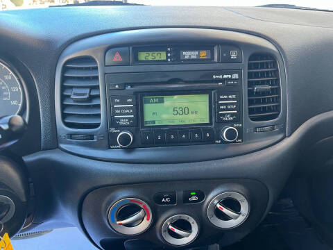 2009 Hyundai Accent GS